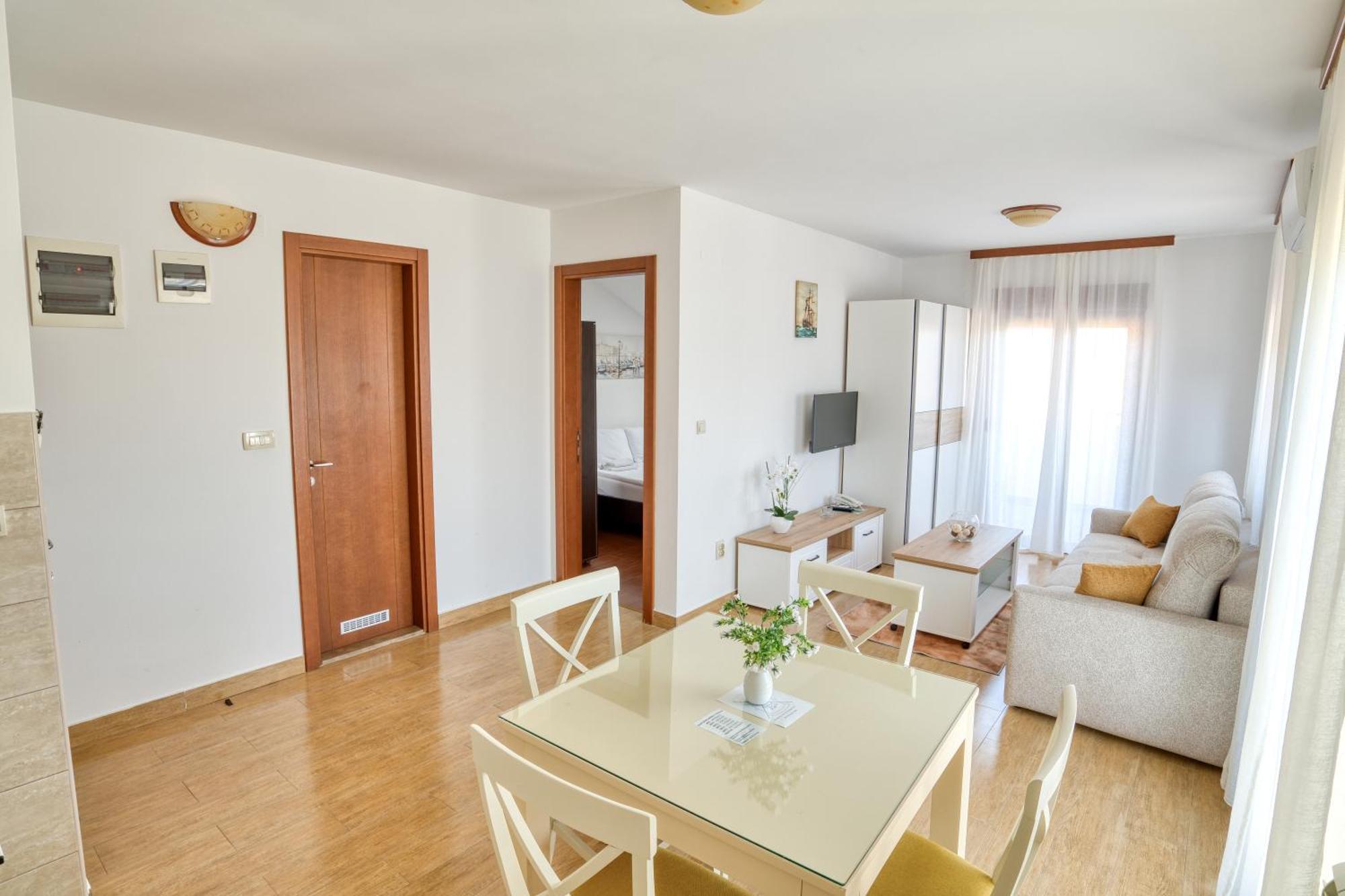 Garni Hotel Milica تْشيرسيك نوفي المظهر الخارجي الصورة